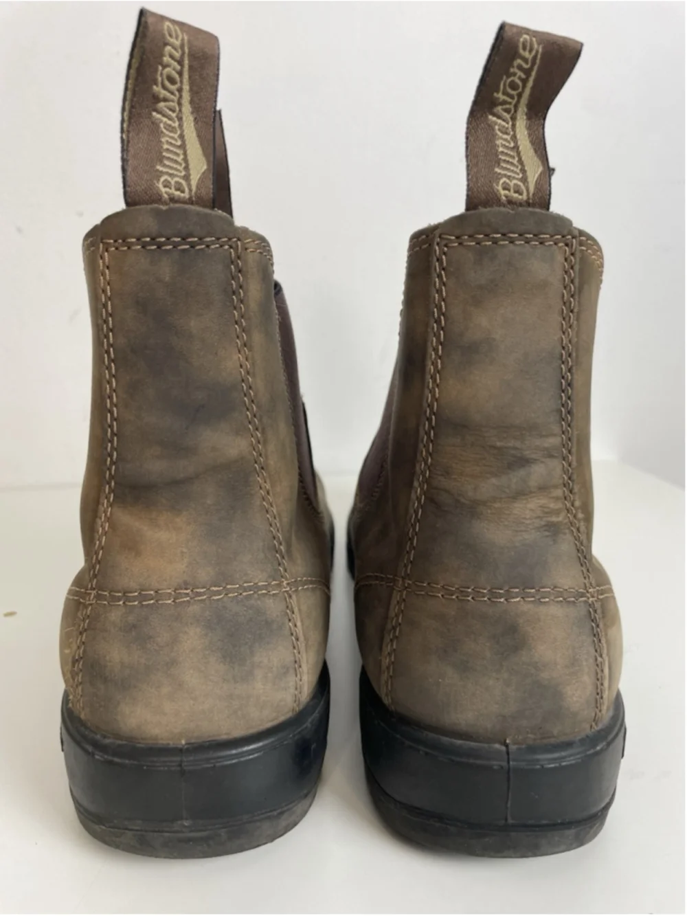 Blundstone 585 Classic Chelsea Boots Men’s US 13 Rustic Brown Leather